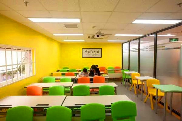 圣学堂教育加盟